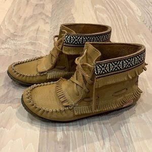 softmoc moccasins boots